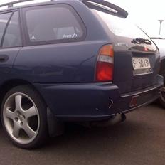 Mitsubishi lancer glxi stw