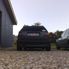 VW Golf 2 1,8 cl *SOLGT*