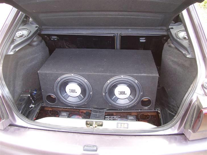 Ford Escort UNiQ*Total Skadet billede 12