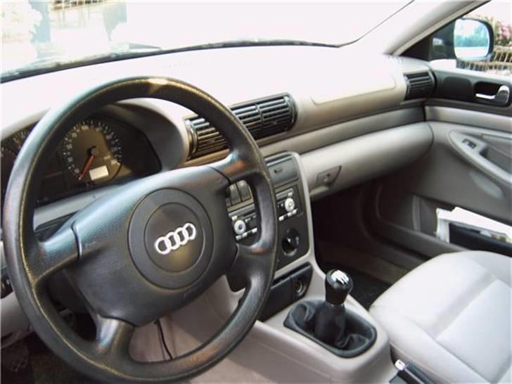 Audi A4 "Solgt" billede 9