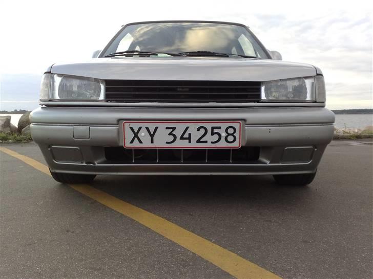 VW polo coupe 1,3 (solgt) billede 1