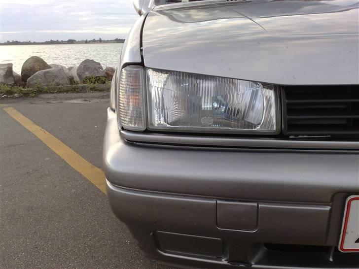 VW polo coupe 1,3 (solgt) billede 4