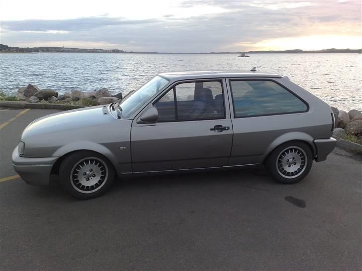 VW polo coupe 1,3 (solgt) billede 5