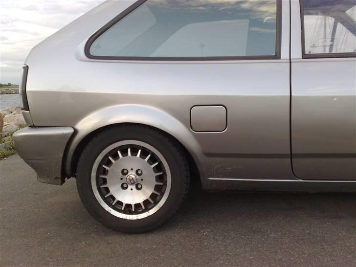 VW polo coupe 1,3 (solgt) billede 8