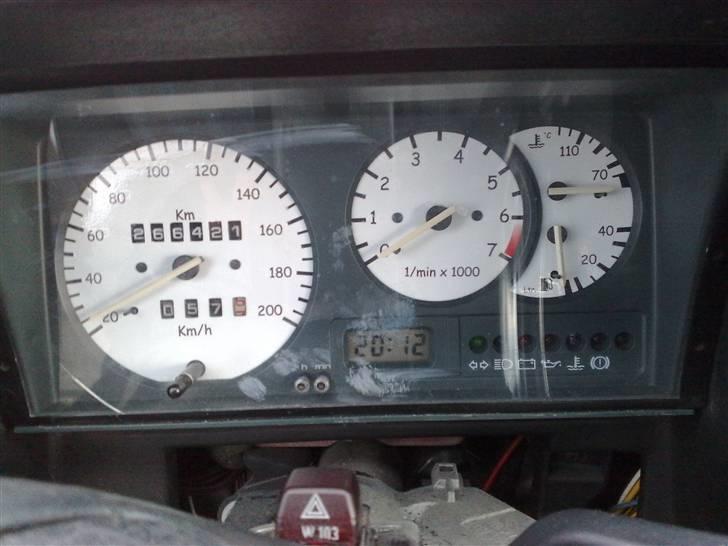 VW polo coupe 1,3 (solgt) billede 16