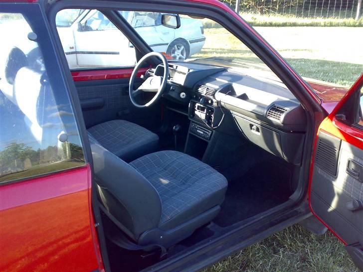 Peugeot 205 pandekage solgt billede 9