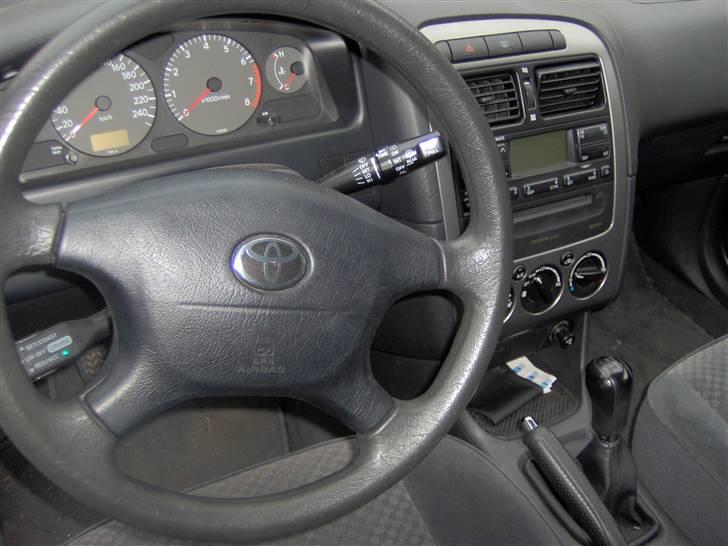 Toyota Avensis 2,0 Stationcar billede 4