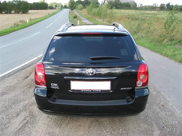 Toyota Avensis sol plus billede 3