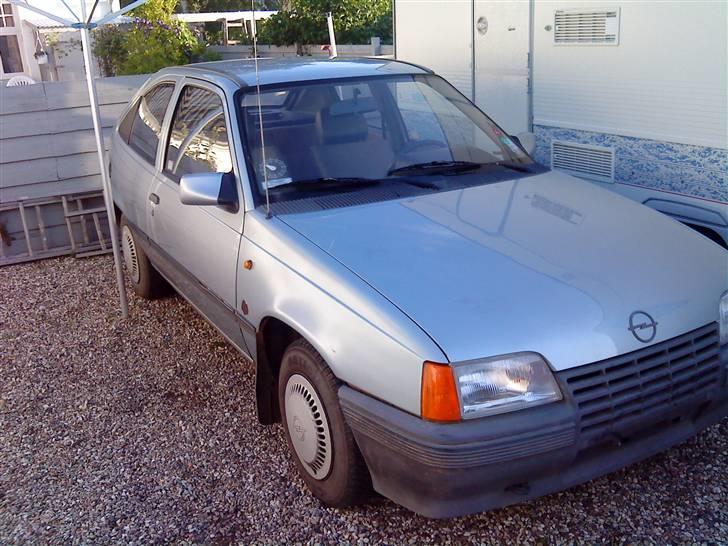 Opel kadett e 1,3 s ls  billede 2