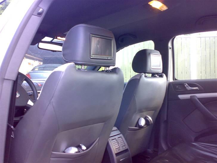 Skoda octavia RS 2,0 TDI - 8) Så er der Fred på bagsædet når turen går langt :-) billede 8