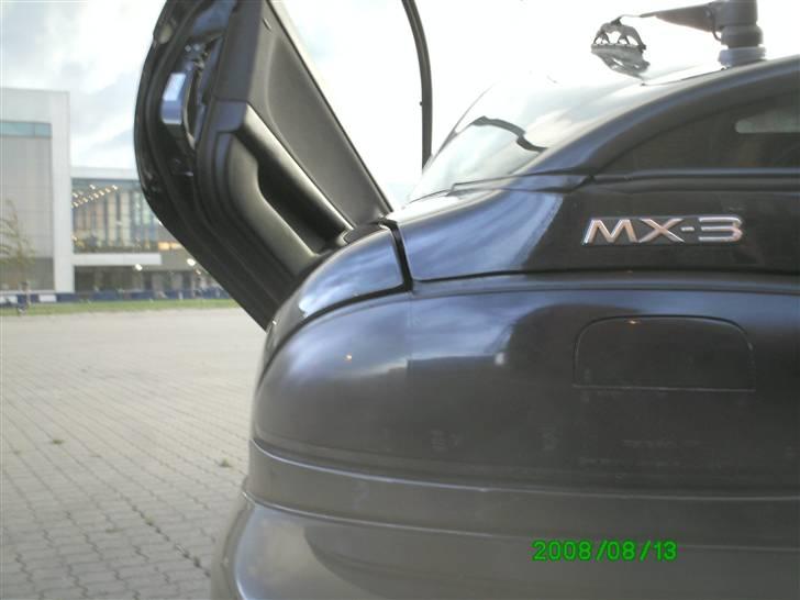 Mazda   MX 3 lambo SOLGT - mig og thomas, som også er her inde billede 15