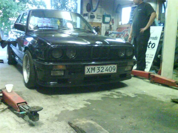 BMW 325i e30 coupe //SOLGT// billede 2
