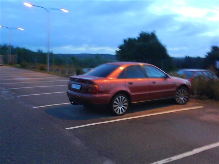 Audi A4 SOLGT billede 17