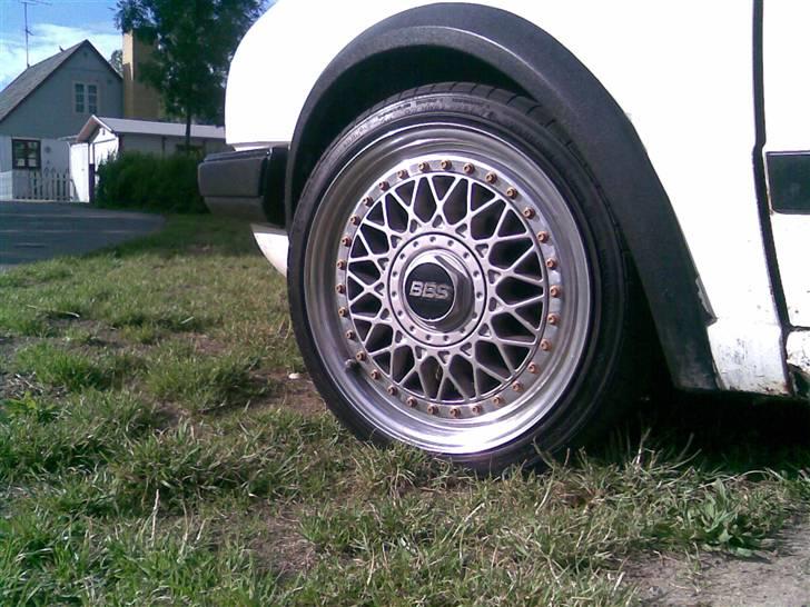 VW golf 2 td - ER BLEVET STÅJLET. "Mulle.J" kan ikke forklare hvordan de er kommet på hans bil. billede 18