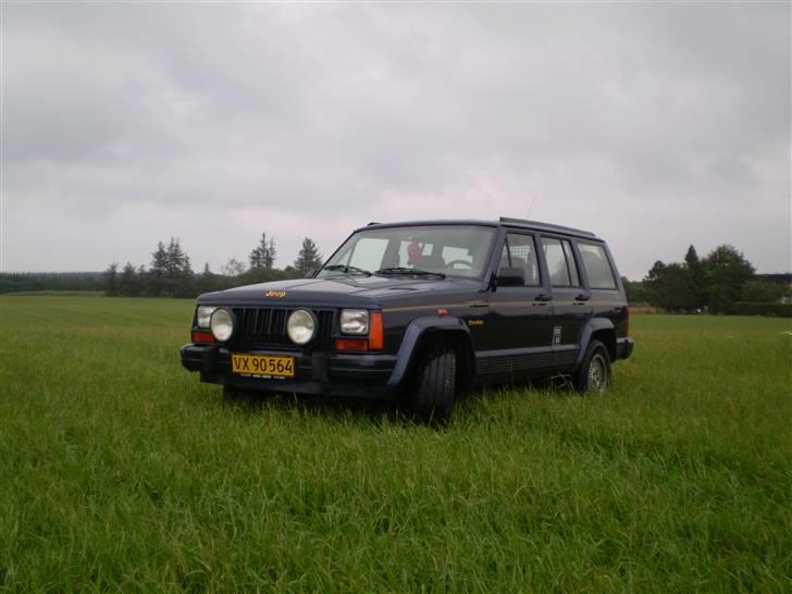 Jeep Cherokee billede 1