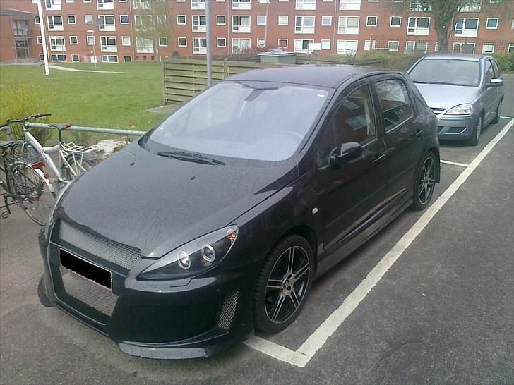 Peugeot 307 - langt fra færdig endnu :/ billede 1