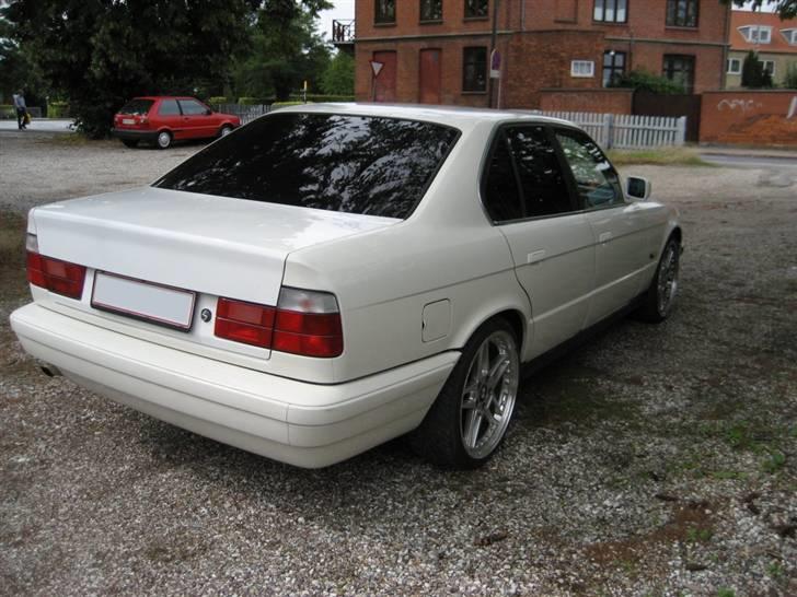 BMW E34 518i billede 4