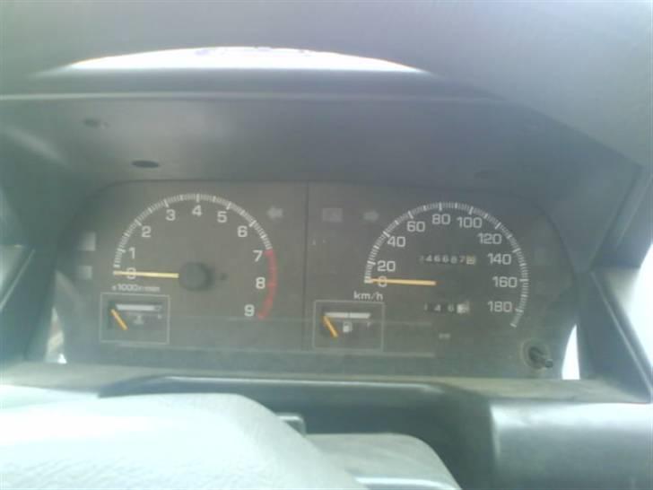 Daihatsu Charade *Solgt* billede 11