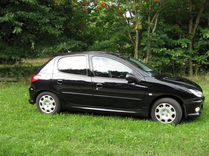 Peugeot 206 *SOLGT* billede 4