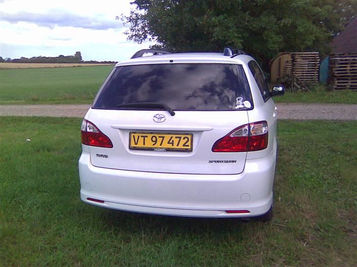 Toyota Sportsvan D-4D*SOLGT* billede 4