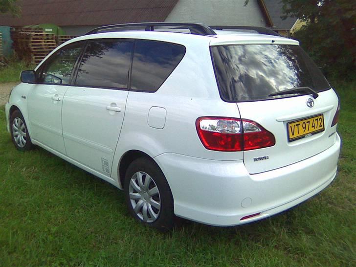 Toyota Sportsvan D-4D*SOLGT* billede 6