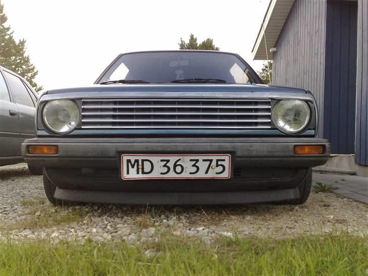VW Golf 2 1,8 cl *SOLGT* billede 5