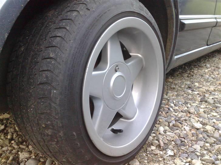 VW Golf 2 1,8 cl *SOLGT* billede 6