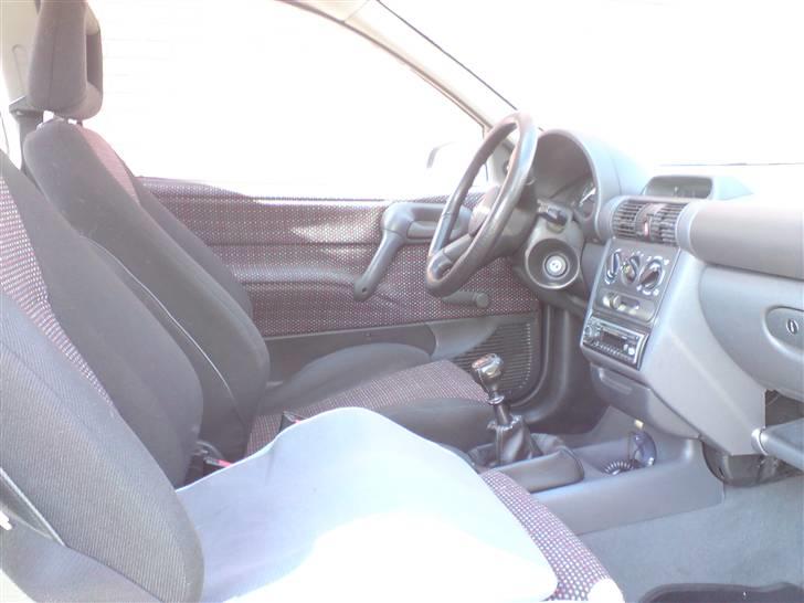 Opel corsa 1,4i sport  billede 4