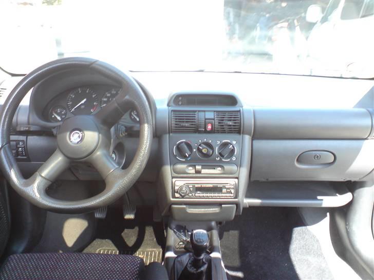 Opel corsa 1,4i sport  billede 6