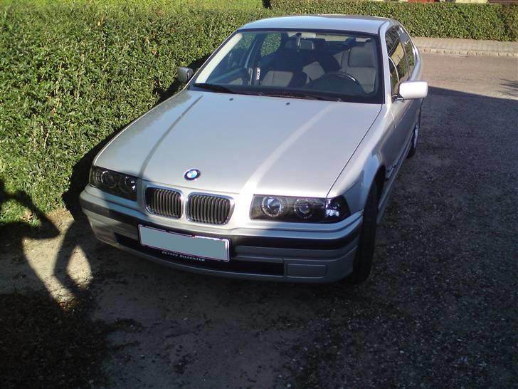 BMW E36 Compact solgt billede 11
