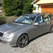 Mercedes Benz E 320 CDI T Avantg. S211 - SOLGT