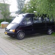 Ford Transit 150L 15 pers
