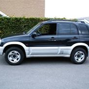 Suzuki Grand Vitara 2,5 V6
