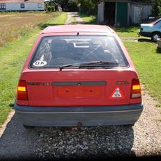 Opel kadett total skadet