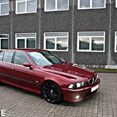 BMW 535i V8 Steptr. *Solgt*