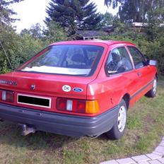 Ford Sierra 1,6 CLX....(R.I.P)