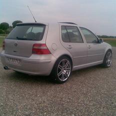 VW Golf 4 TDI Highline >SOLGT<