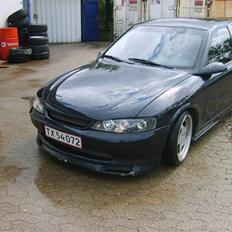 Opel vectra 1,8 16v - SOLGT -