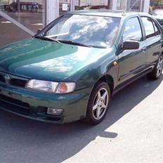 Nissan Almera 1,6 SR -   R.i.p.