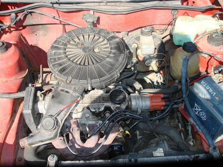 Opel kadett total skadet billede 5