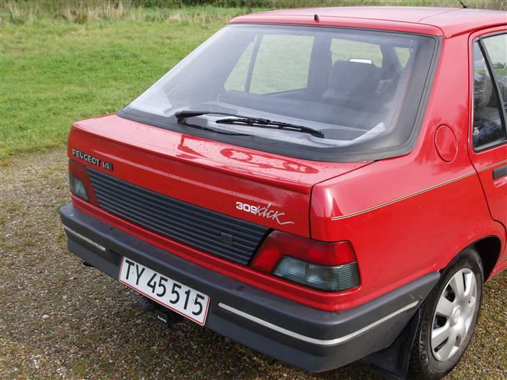 Peugeot 309 kick (Solgt) - Skråt bagfra .. :) billede 15