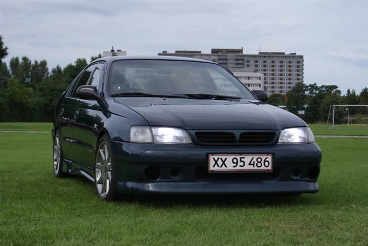 Toyota Carina E billede 7