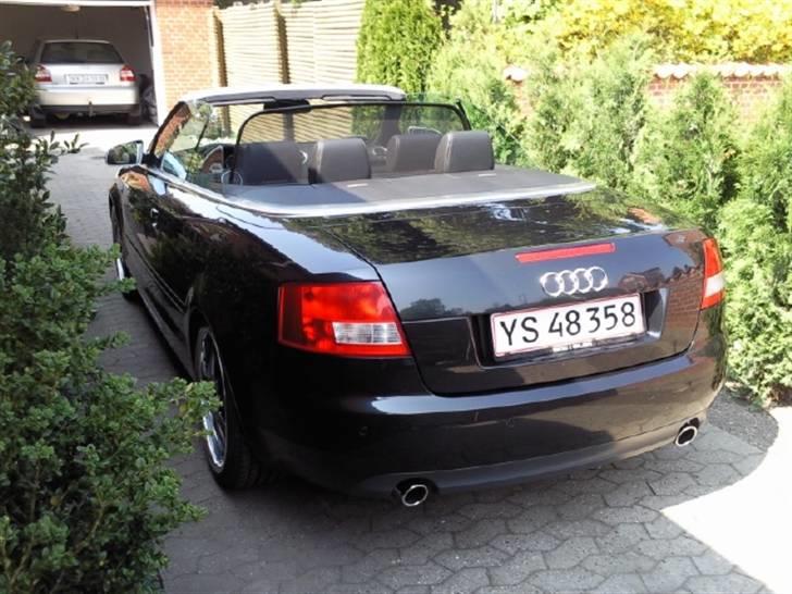 Audi A4 2,4 v6 Cabriolet SOLGT - NY BILLEDE SOM DEN ER NU :) /.M 50/50 sænket, s4 spejle, RNS-E Navi, p-watch billede 2