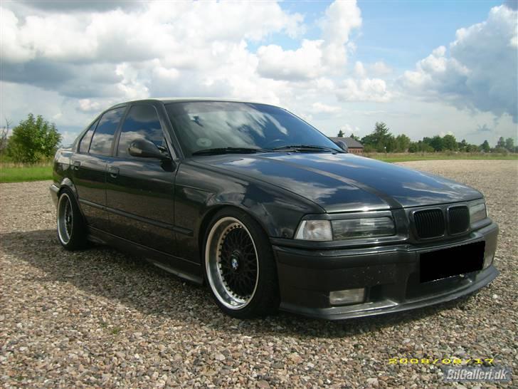 BMW 325i e36 "solgt" billede 2