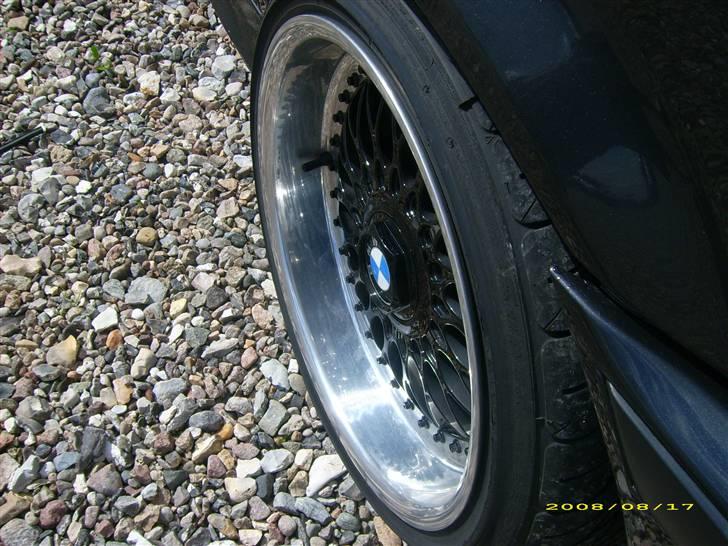 BMW 325i e36 "solgt" billede 9