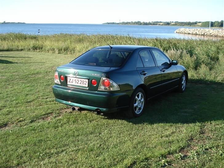 Lexus IS200 SD billede 3