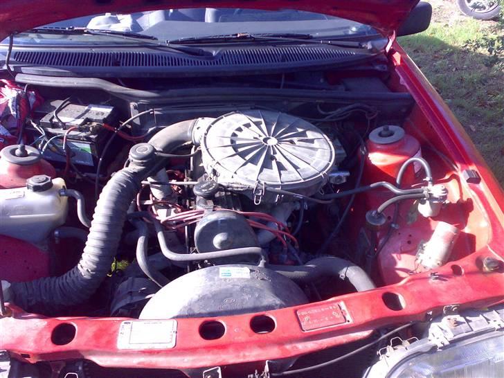 Ford Sierra 1,6 CLX....(R.I.P) - Trofast 9 1,8 ohc osse kaldet Oliebrønden..Uopslidelig.... billede 9