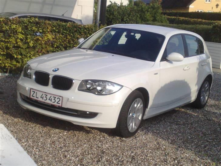 BMW 118D -SOLGT- billede 1
