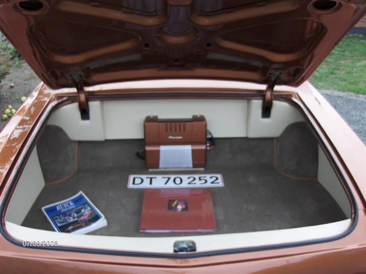 Amerikaner Buick Riviera GS *SOLD* - Den forreste nummerplade bliver her. Syntes den forstyrrer fronten.... billede 14