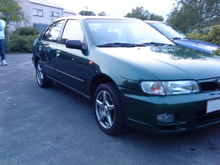 Nissan Almera 1,6 SR -   R.i.p. billede 1
